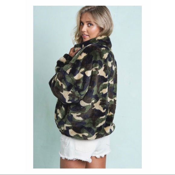 🧸🐻 Brand new teddy jacket! Never worn. Sooooo sooooooft! 🐻🧸 - Picture 2 of 2